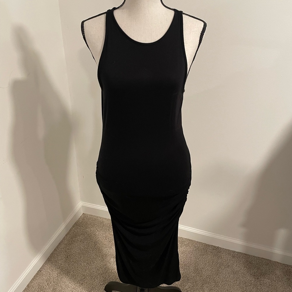 Elegant Black Sleeveless Dress